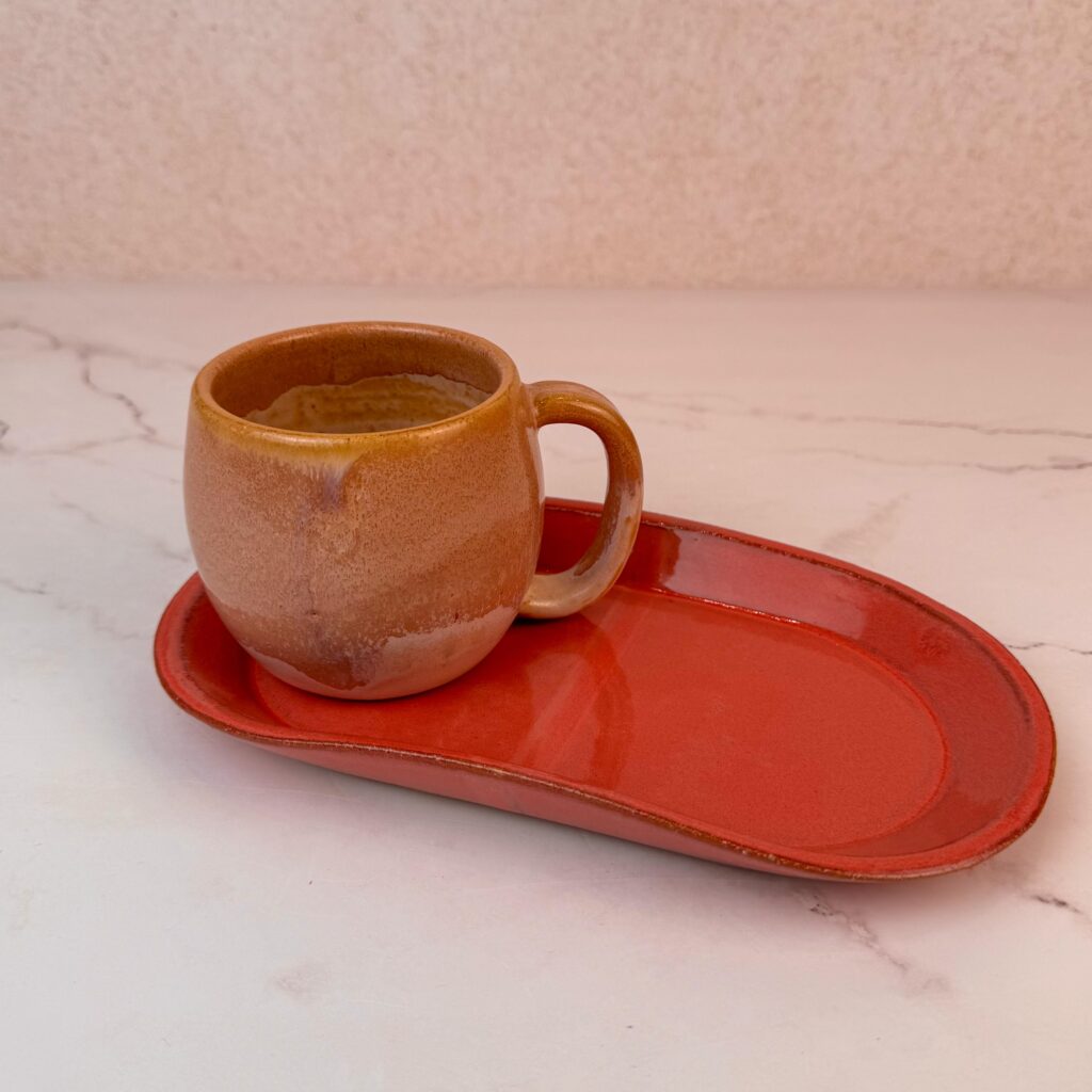 Conjunto Caneca Redonda 300ml + Pires Bandeja