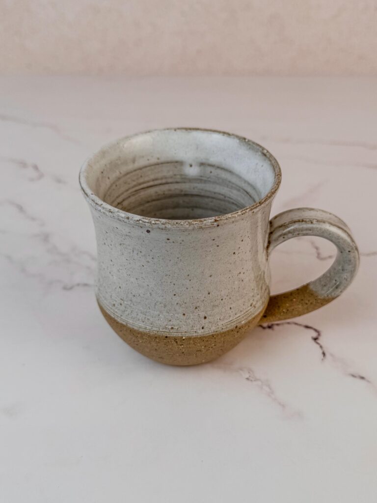 Caneca Lírio 300ml.